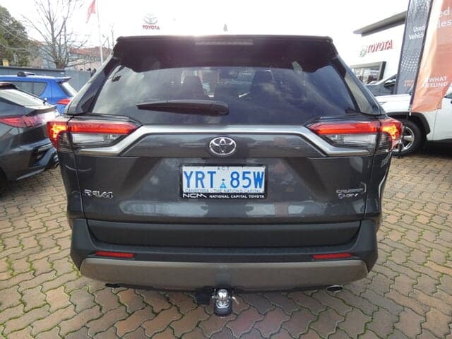 2025 Toyota RAV4 Cruiser-AWD in Silver