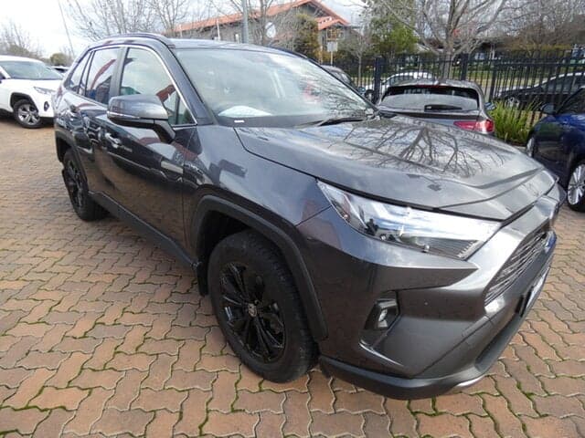 2025 Toyota RAV4 Cruiser-AWD in Silver