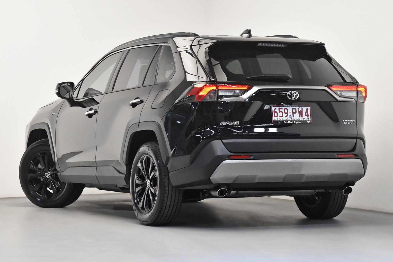 2025 Toyota RAV4 Cruiser in Black