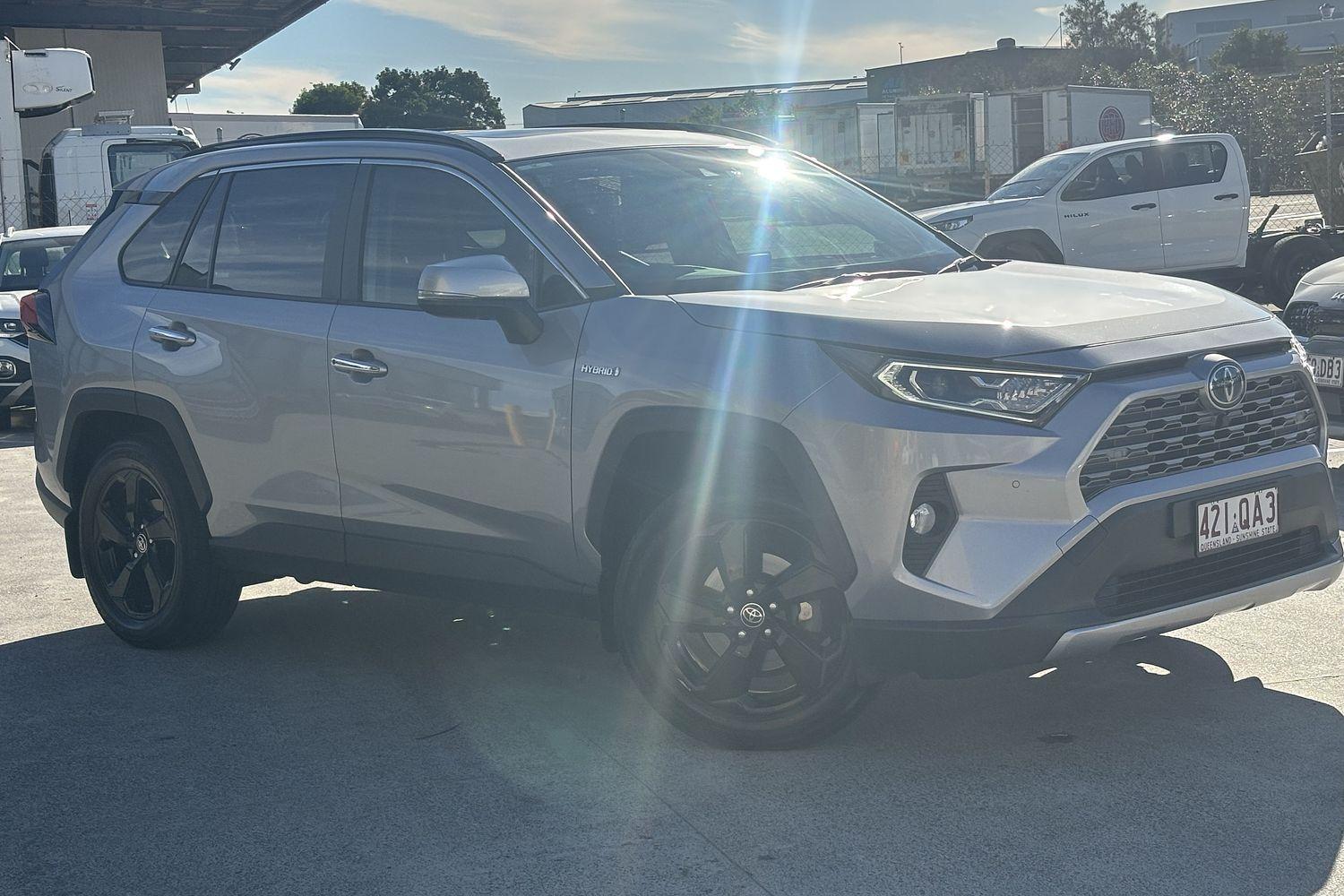 2020 Toyota RAV4 Cruiser-AWD in Silver