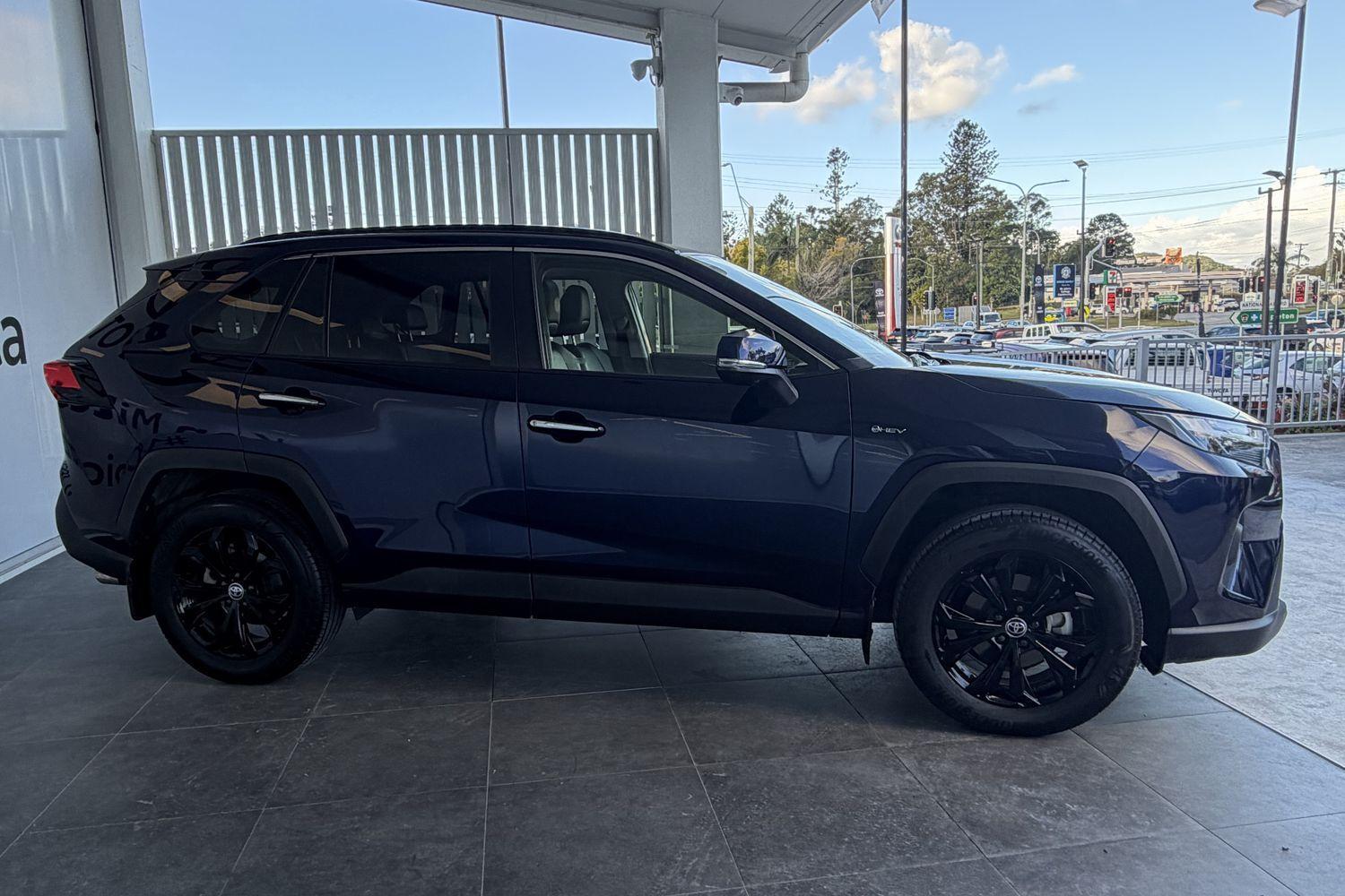 2025 Toyota RAV4 Cruiser-AWD in Blue