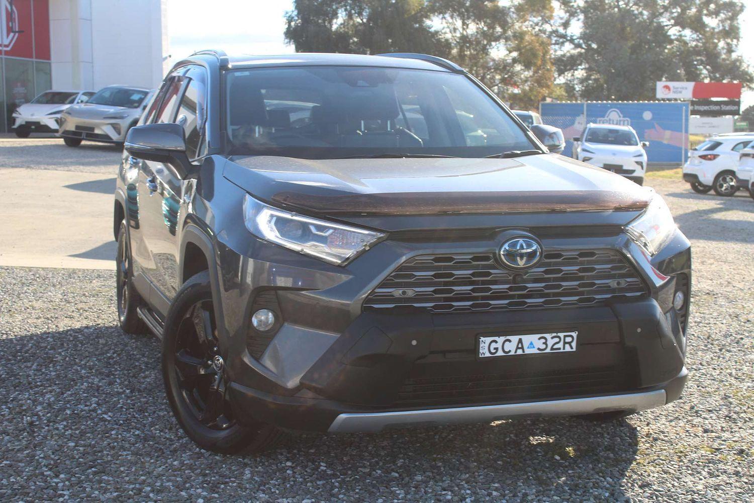 2020 Toyota RAV4 Cruiser-AWD in Silver