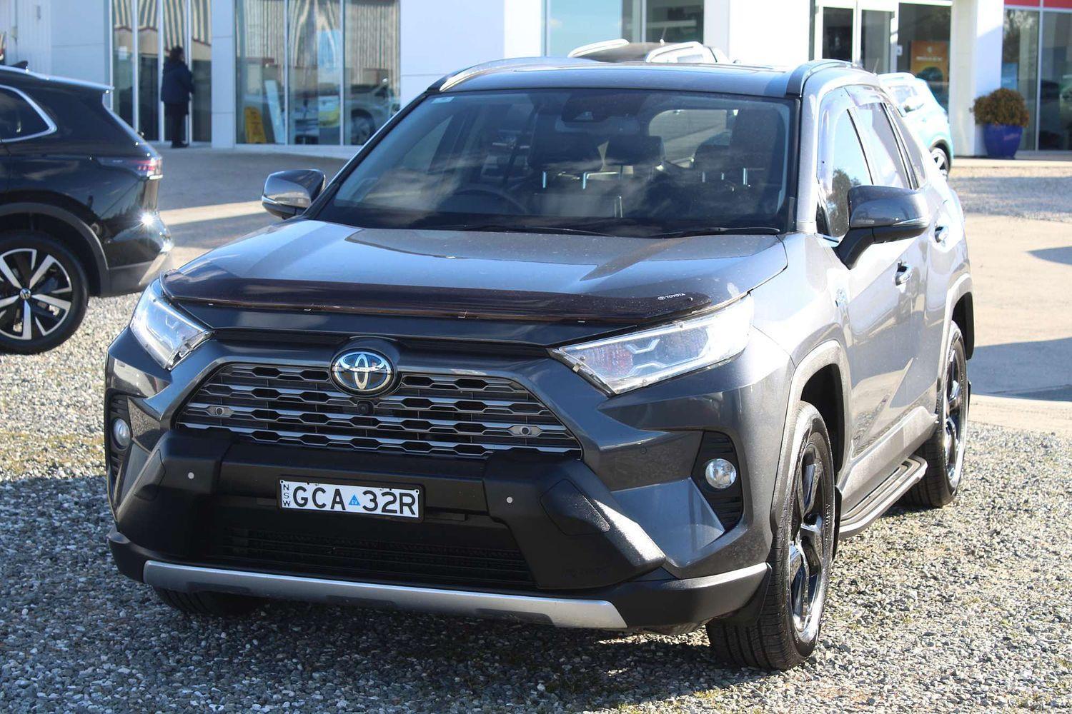 2020 Toyota RAV4 Cruiser-AWD in Silver