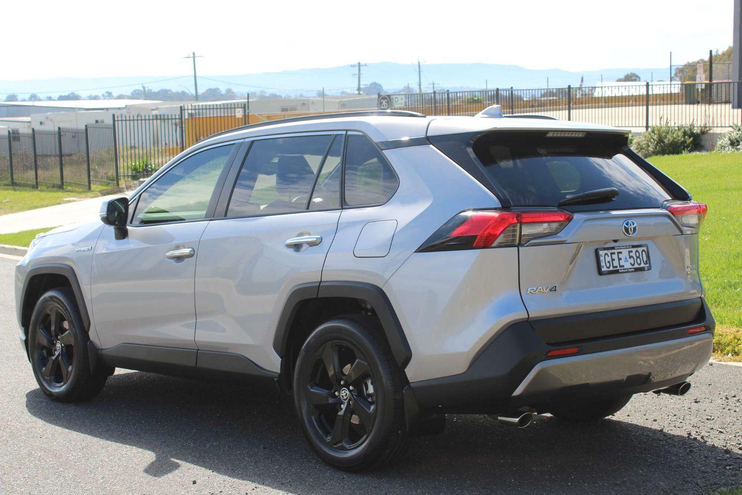 2021 Toyota RAV4 Cruiser-AWD in Silver
