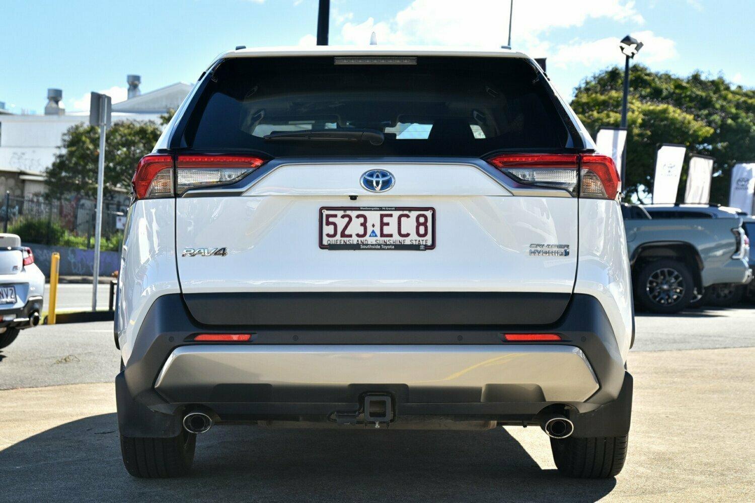 2022 Toyota RAV4 Cruiser-AWD in White