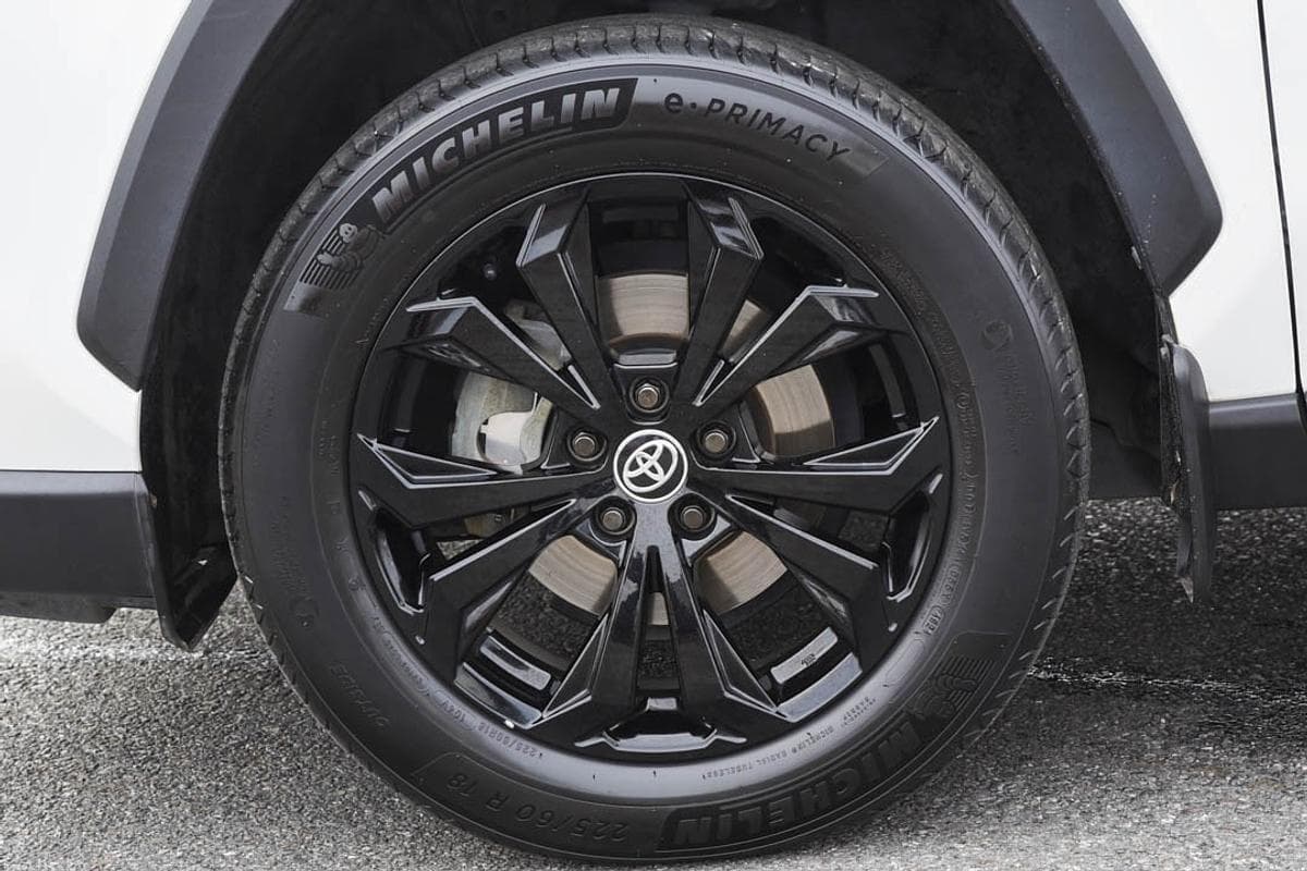2022 Toyota RAV4 Cruiser-AWD in White