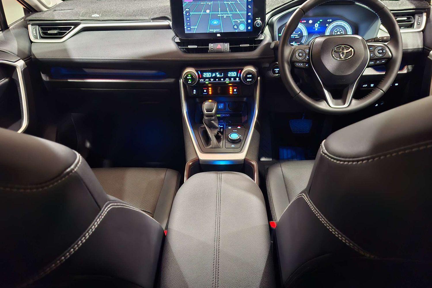 2023 Toyota RAV4 Cruiser-AWD in Silver
