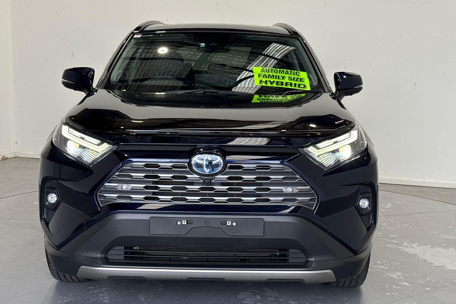 2024 Toyota RAV4 Cruiser in Blue