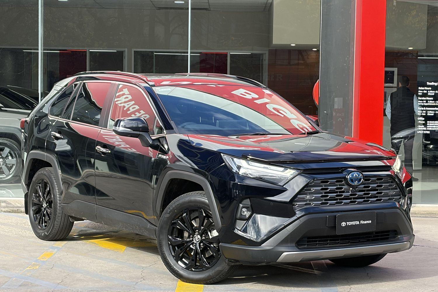 2024 Toyota RAV4 Cruiser-AWD in Black