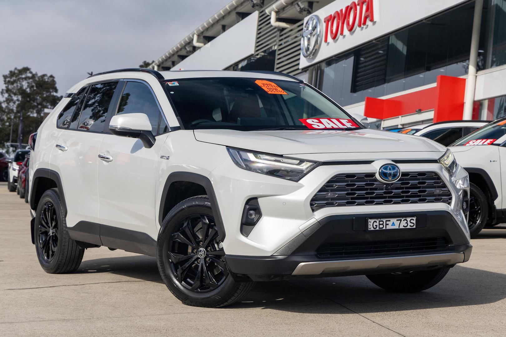 2023 Toyota RAV4 Cruiser-AWD in White