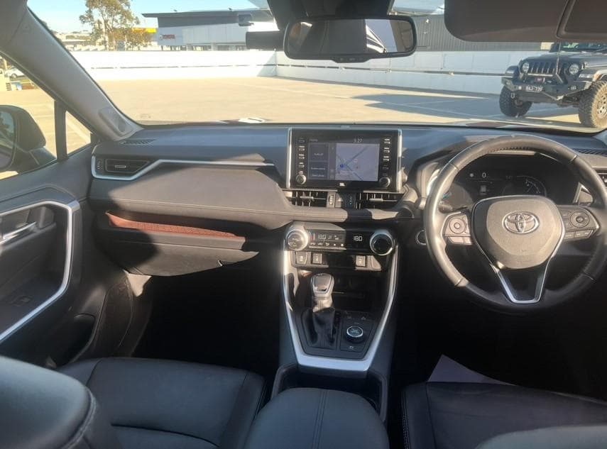 2020 Toyota RAV4 Cruiser-AWD in Red