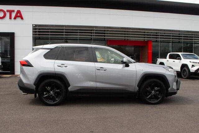 2020 Toyota RAV4 Cruiser-AWD in Silver