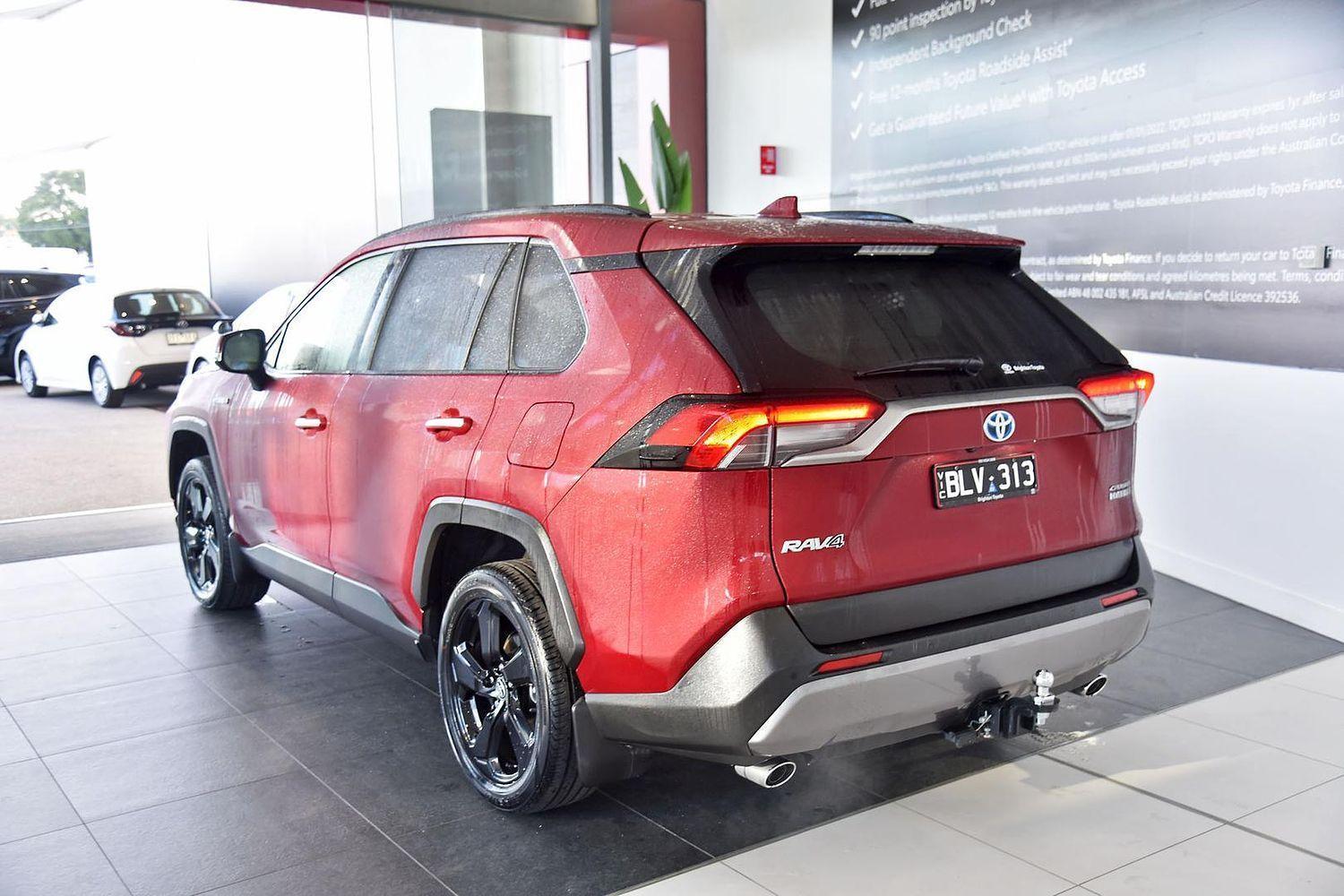2020 Toyota RAV4 Cruiser-AWD in Red