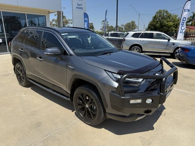 2022 Toyota RAV4 Cruiser in Grey