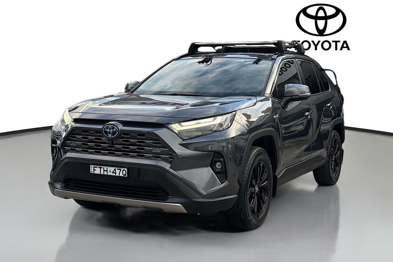2023 Toyota RAV4 Cruiser-AWD in Silver