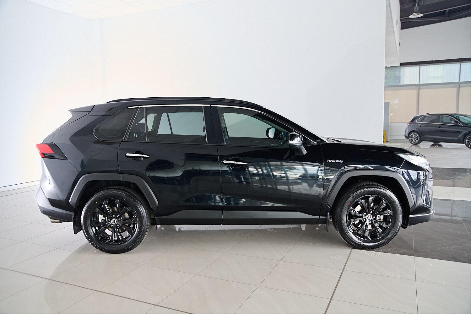 2023 Toyota RAV4 Cruiser-AWD in Black