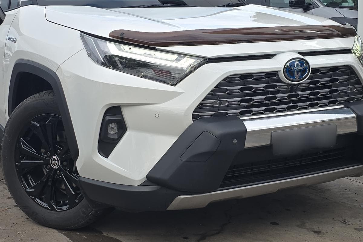 2024 Toyota RAV4 Cruiser-AWD in White