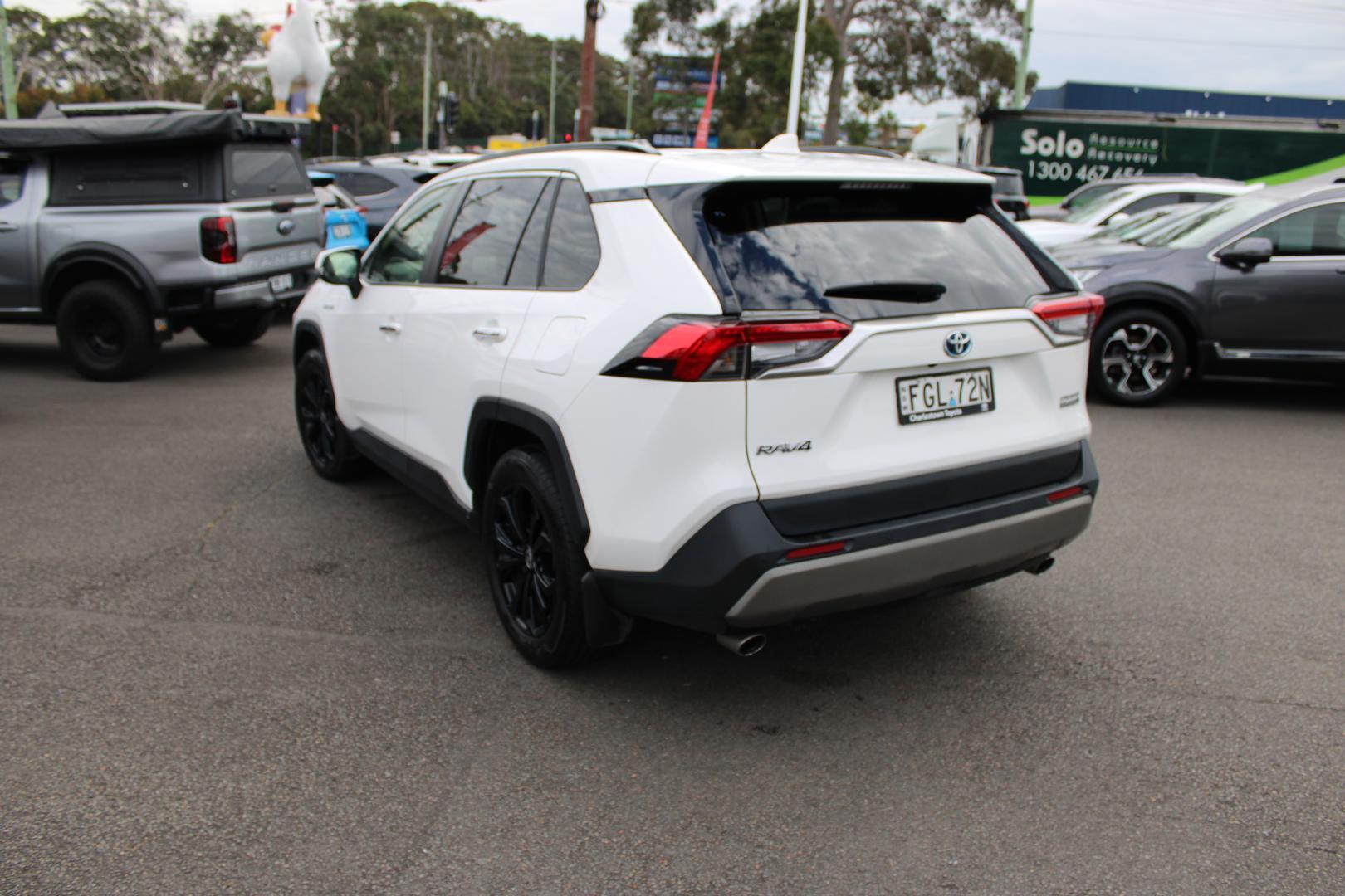 2024 Toyota RAV4 Cruiser-AWD in White
