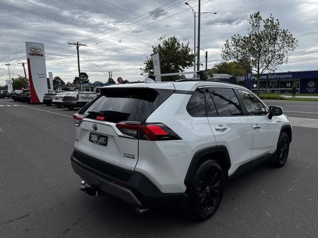 2024 Toyota RAV4 Cruiser-AWD in White