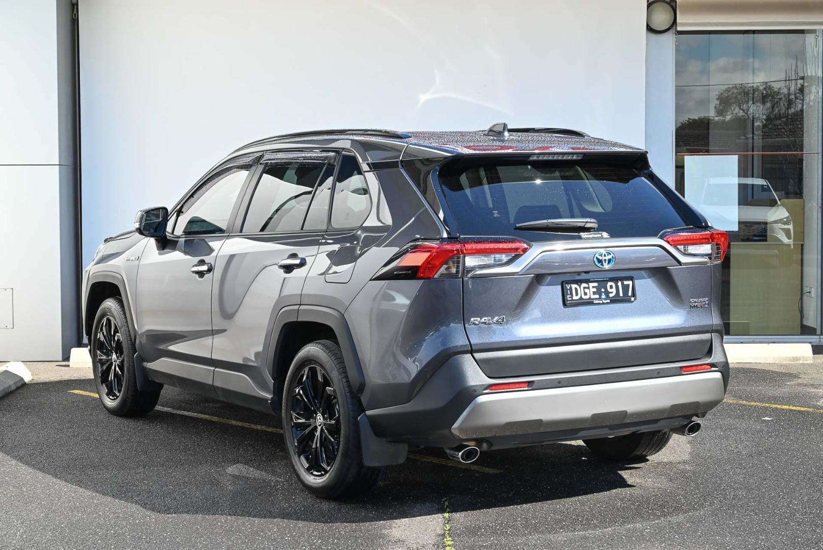 2024 Toyota RAV4 Cruiser-AWD in Silver