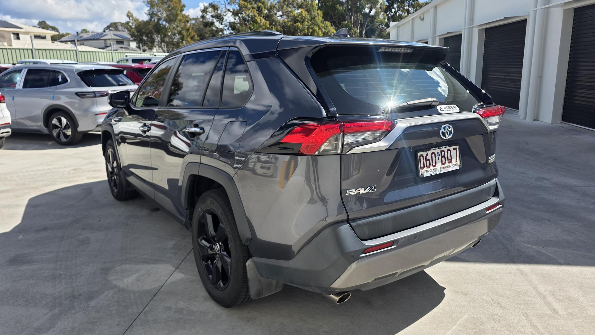 2021 Toyota RAV4 Cruiser-AWD in Silver