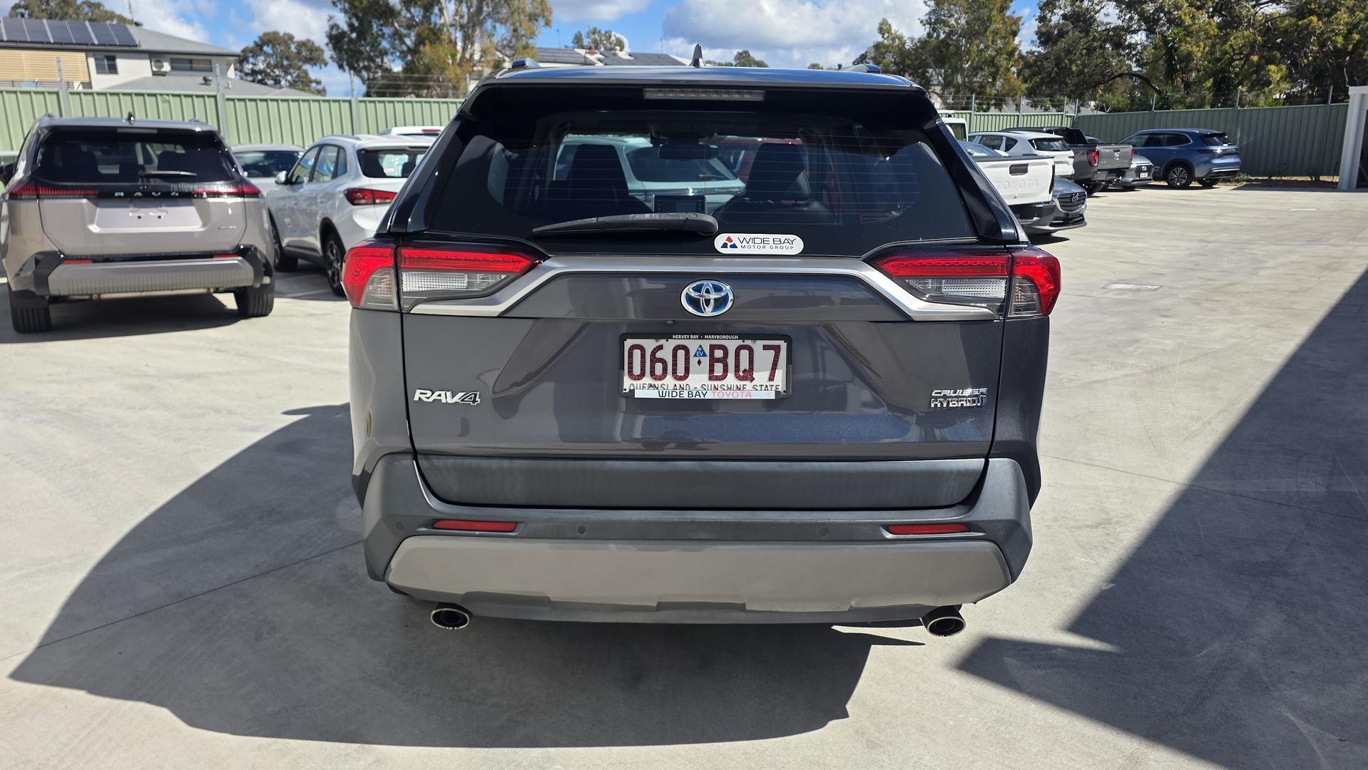 2021 Toyota RAV4 Cruiser-AWD in Silver