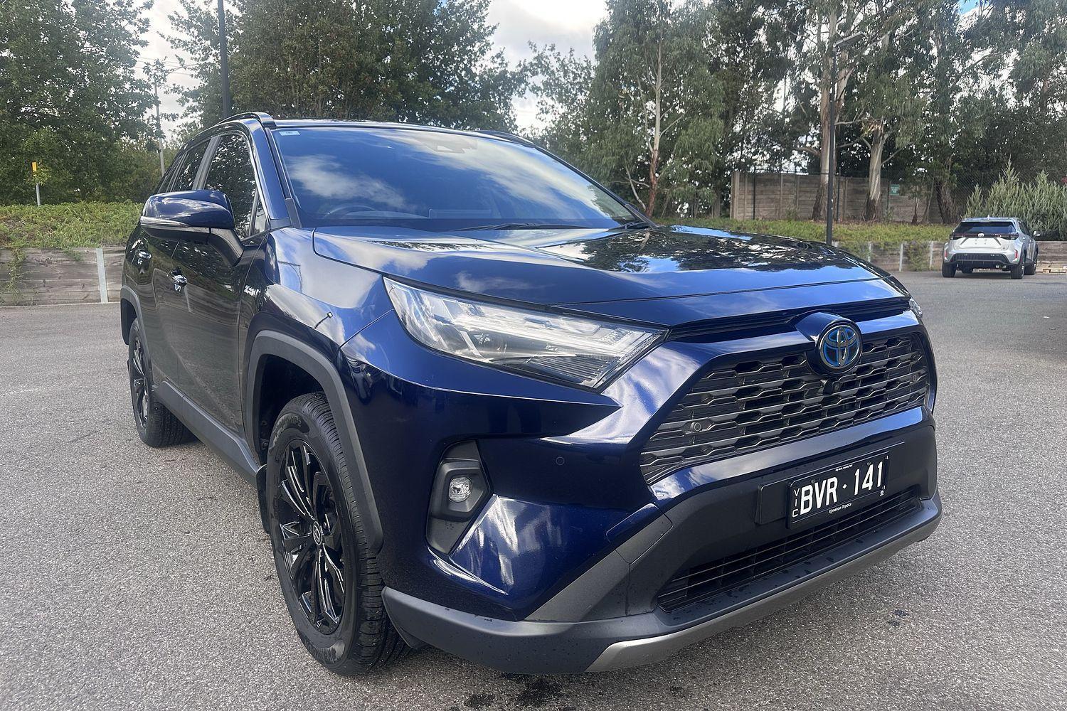2022 Toyota RAV4 Cruiser in Blue