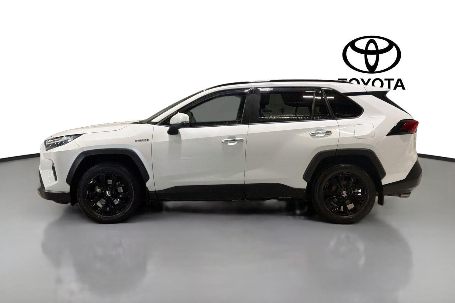 2023 Toyota RAV4 Cruiser-AWD in White