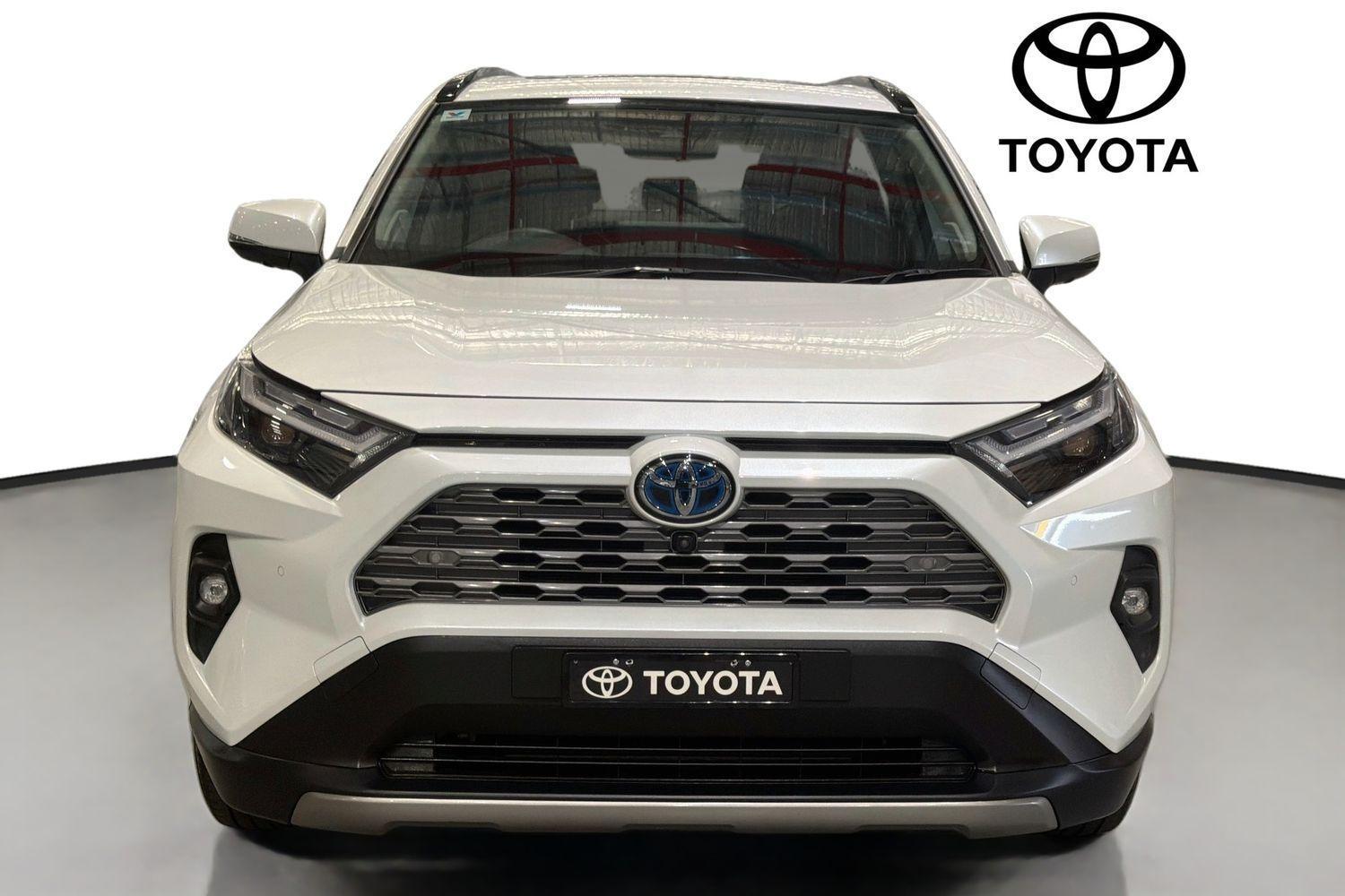 2023 Toyota RAV4 Cruiser-AWD in White