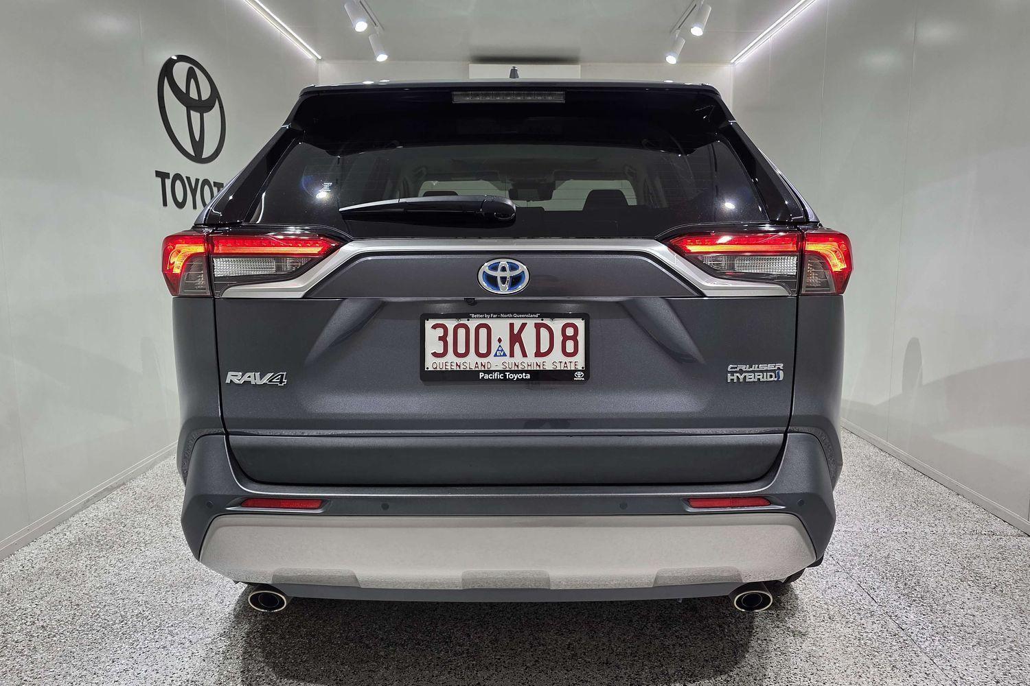 2024 Toyota RAV4 Cruiser in Grey