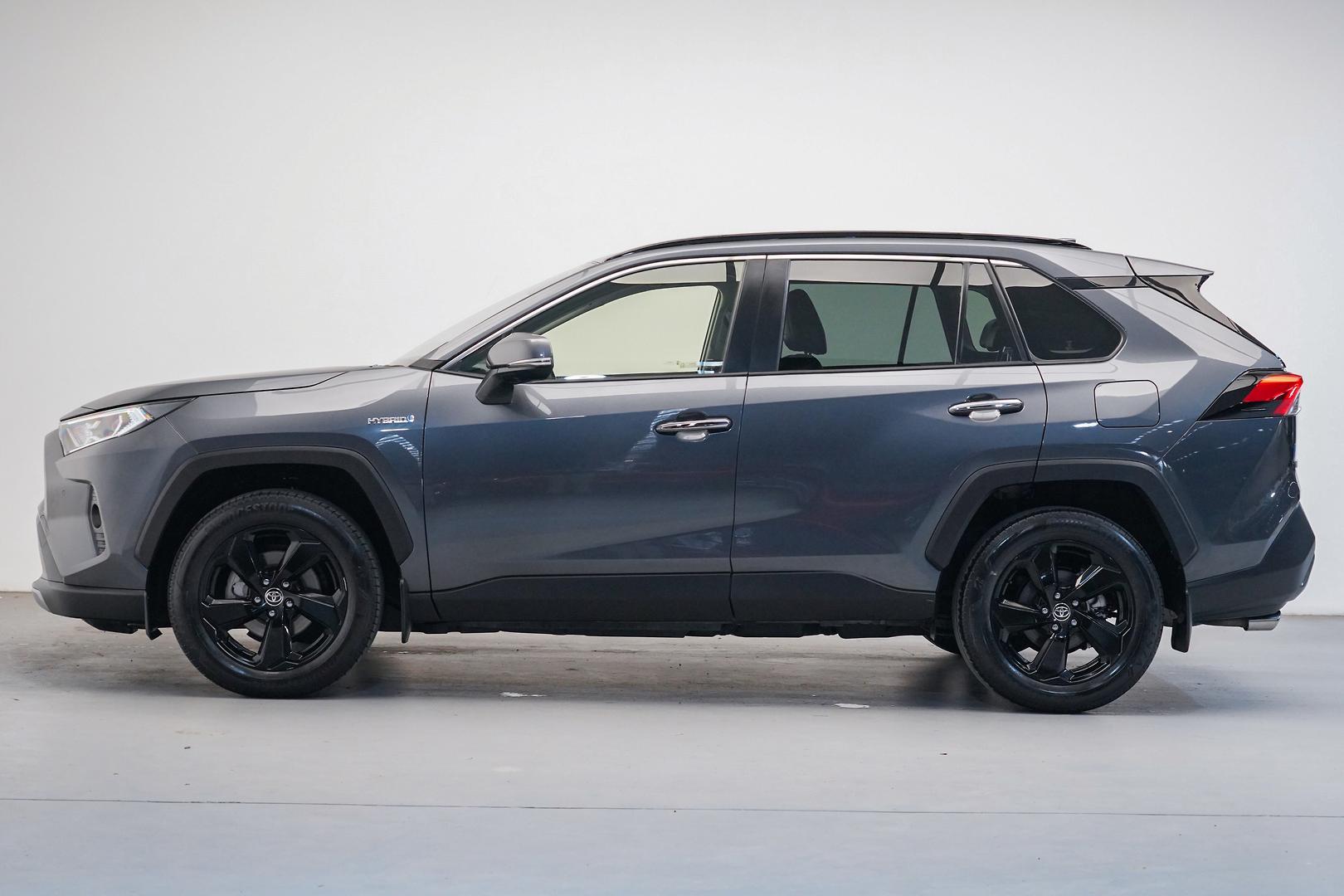 2020 Toyota RAV4 Cruiser-AWD in Silver