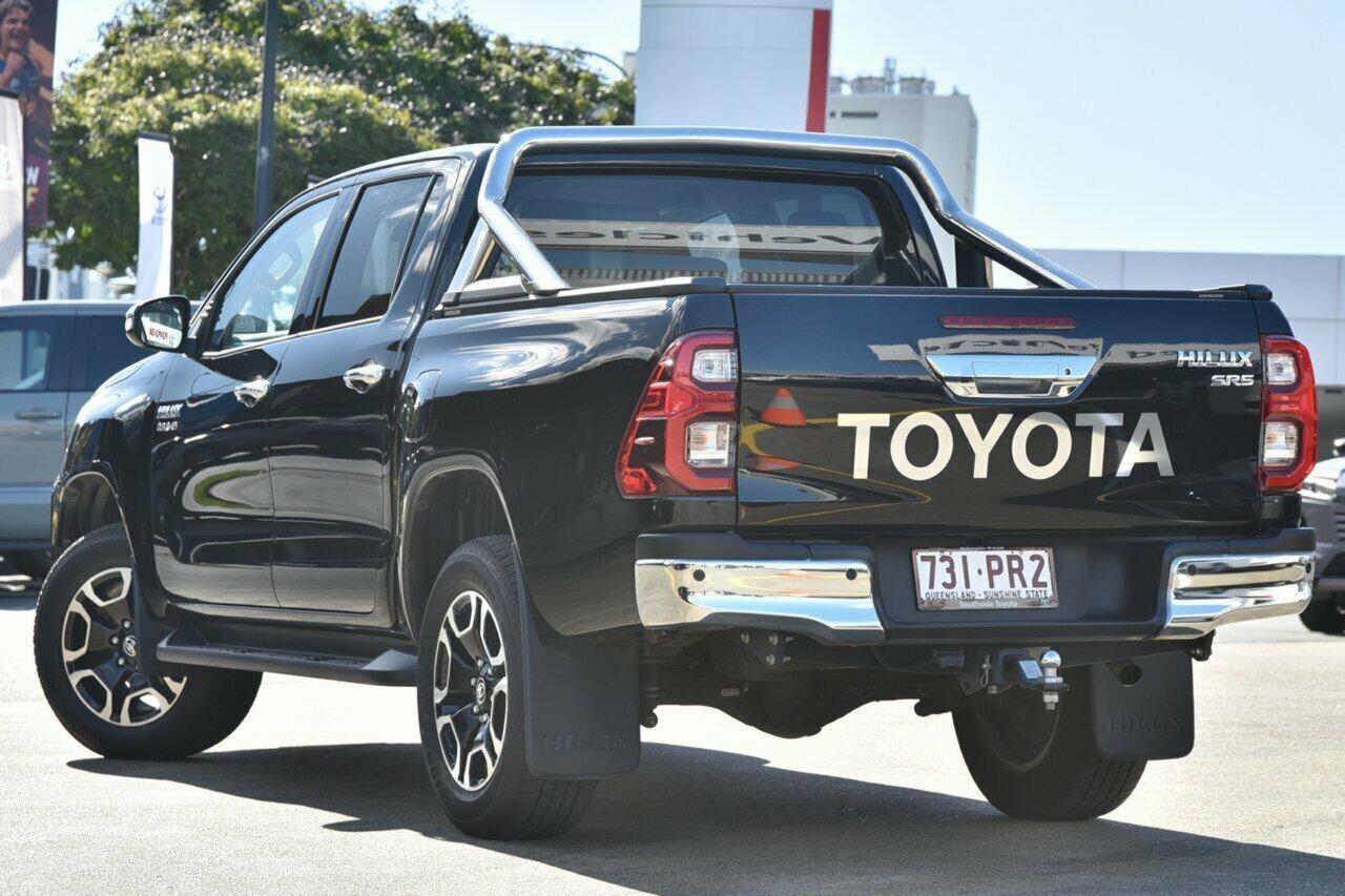 2022 Toyota RAV4 Cruiser-AWD in Silver