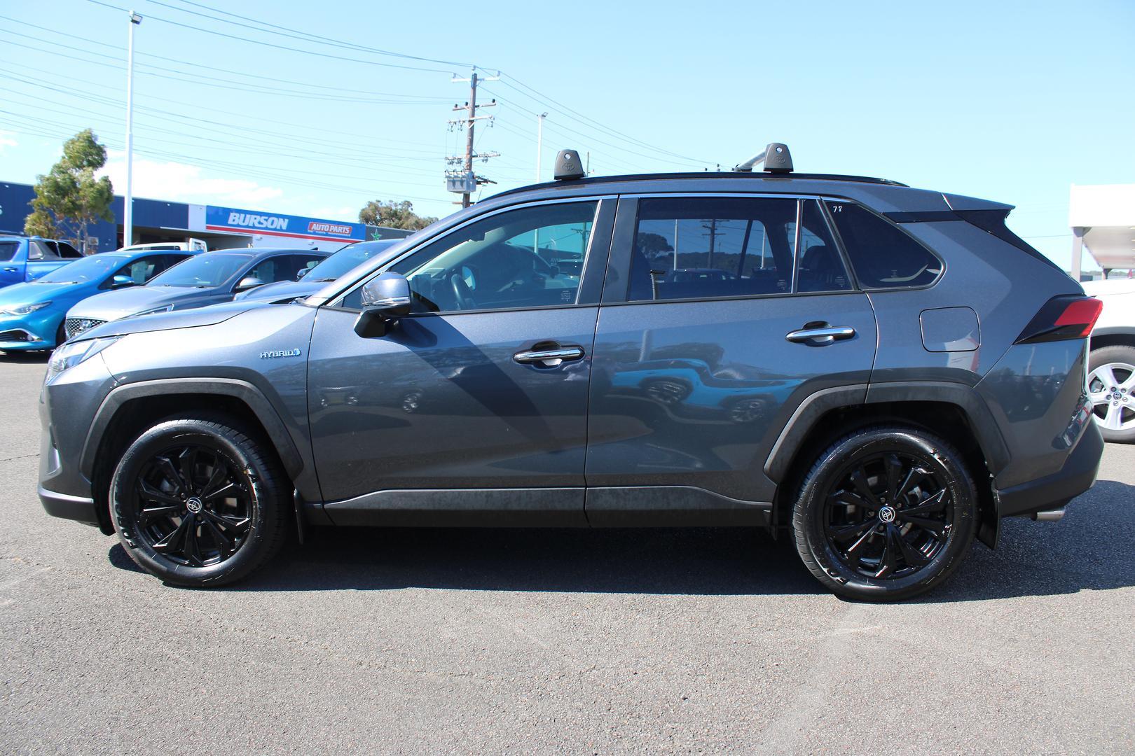 2023 Toyota RAV4 Cruiser-AWD in Silver