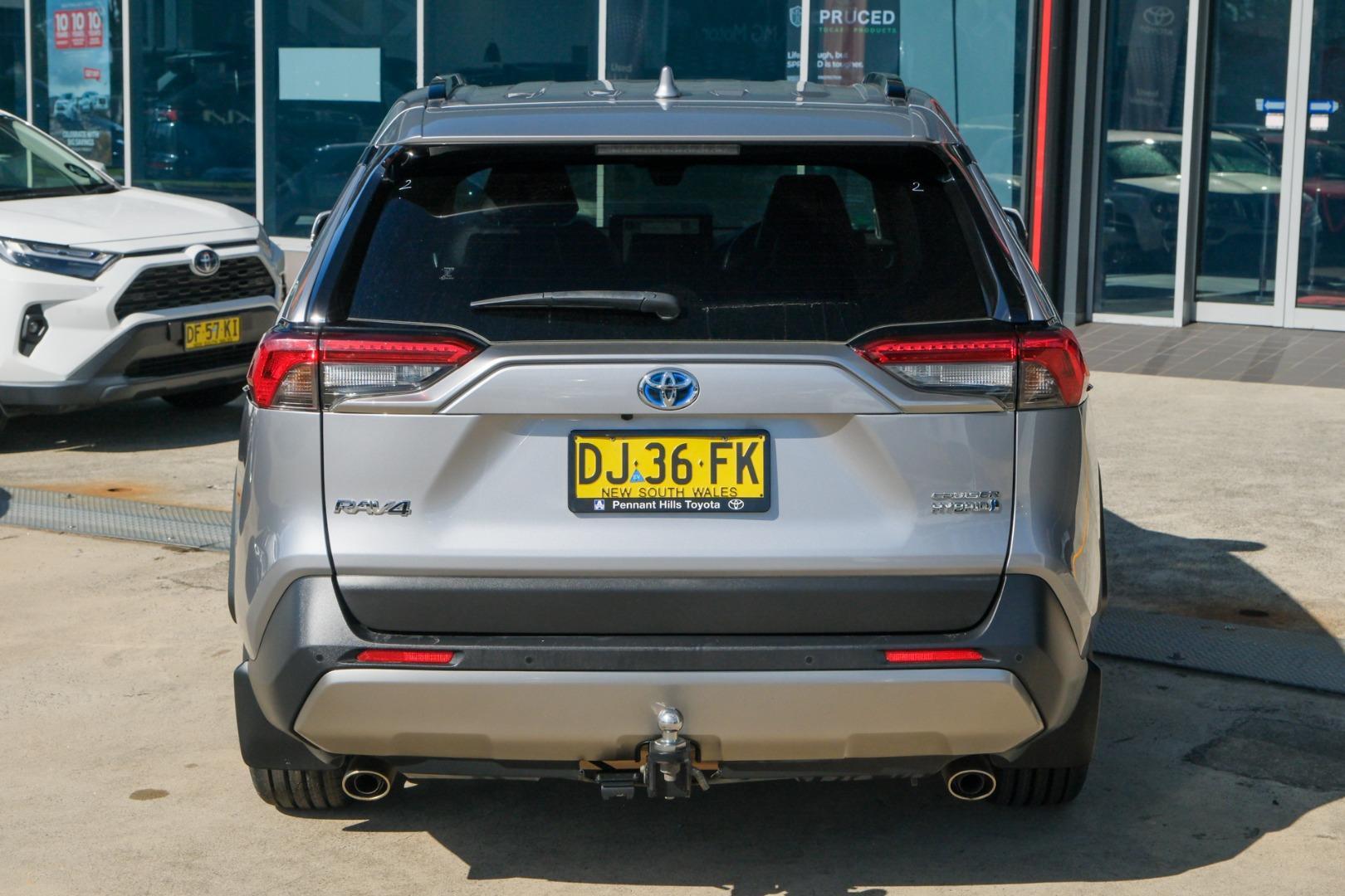 2023 Toyota RAV4 Cruiser-AWD in Silver
