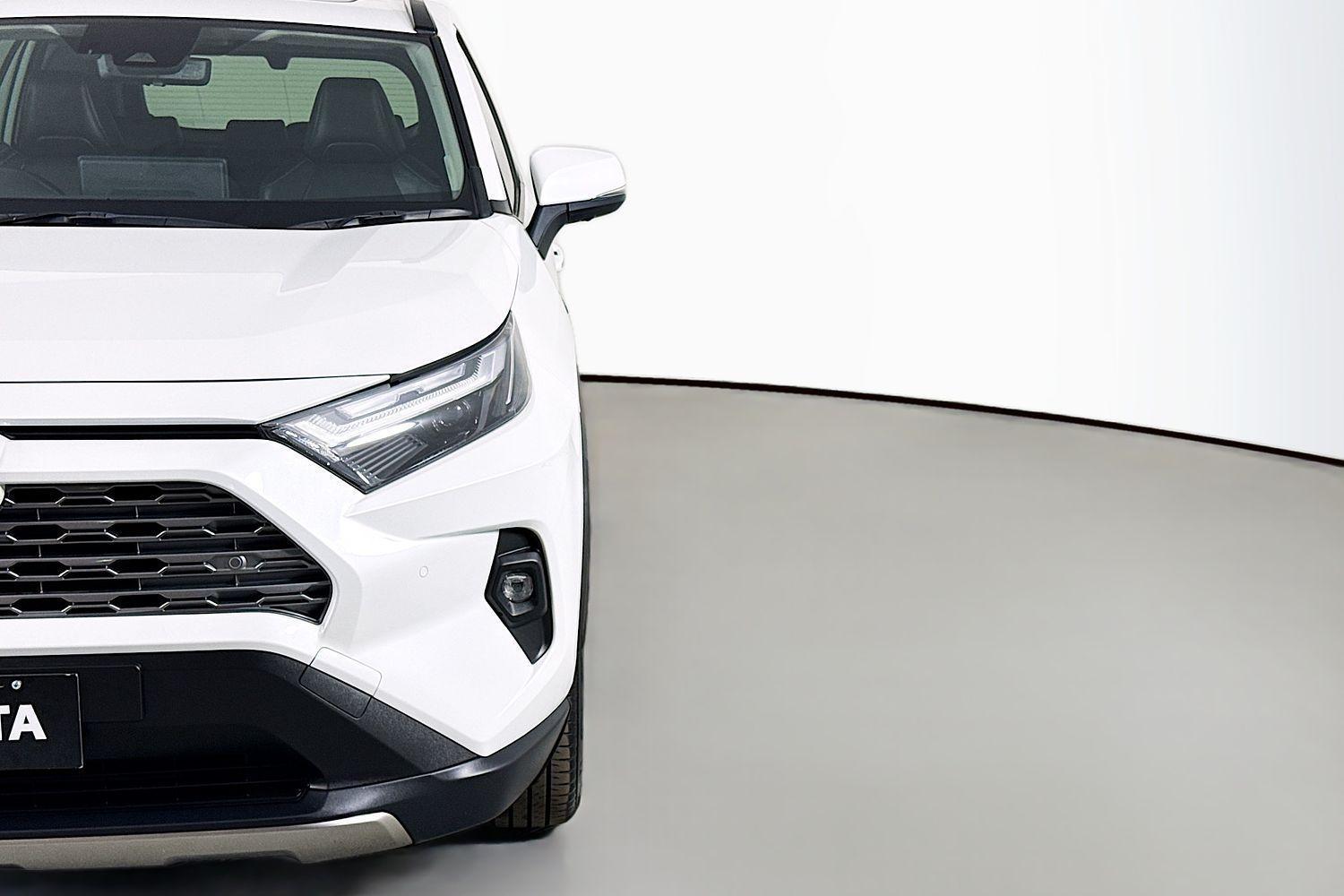 2024 Toyota RAV4 Cruiser AWD in White