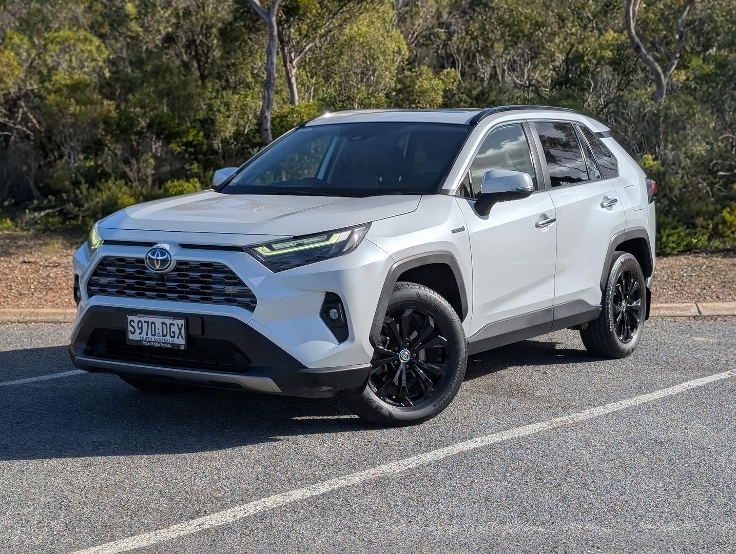 2024 Toyota RAV4 Cruiser-AWD in White