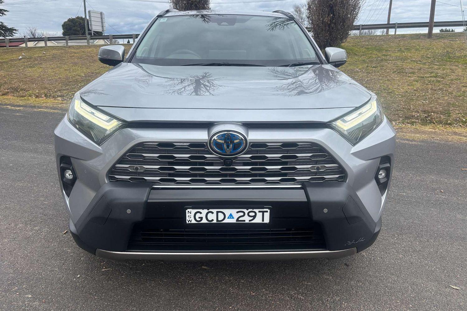 2024 Toyota RAV4 Cruiser-AWD in Silver