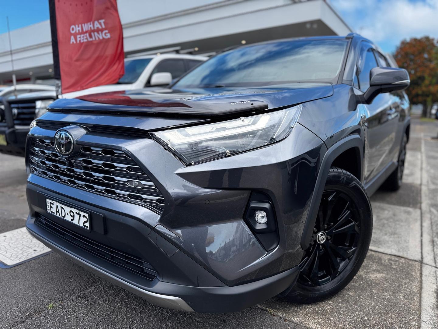 2025 Toyota RAV4 Cruiser-AWD in Silver