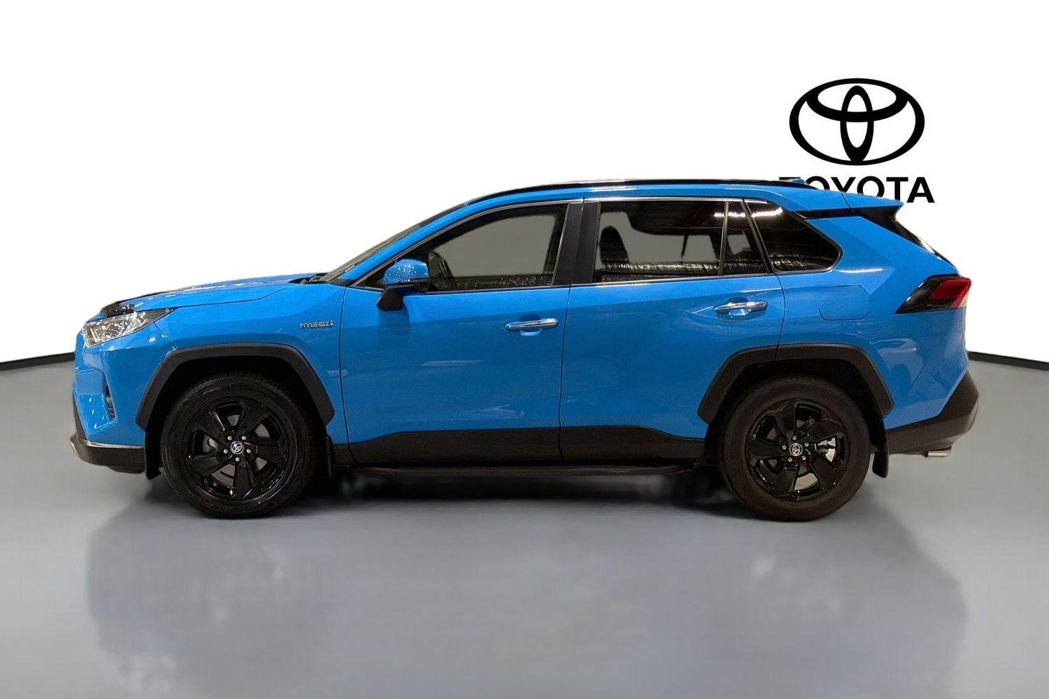 2020 Toyota RAV4 Cruiser-AWD in Blue