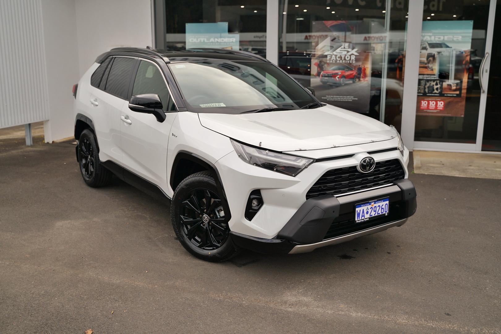 2025 Toyota RAV4 XSE AWD in White