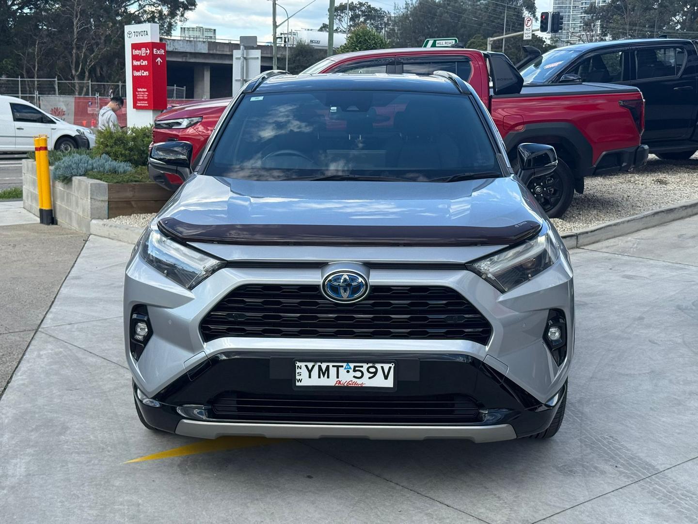 2023 Toyota RAV4 XSE (AWD) in Two Tone Silver