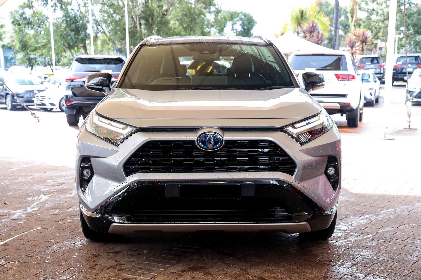 2023 Toyota RAV4 XSE (AWD) in Two Tone Silver