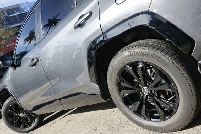 2024 Toyota RAV4 XSE (AWD) in Two Tone Black