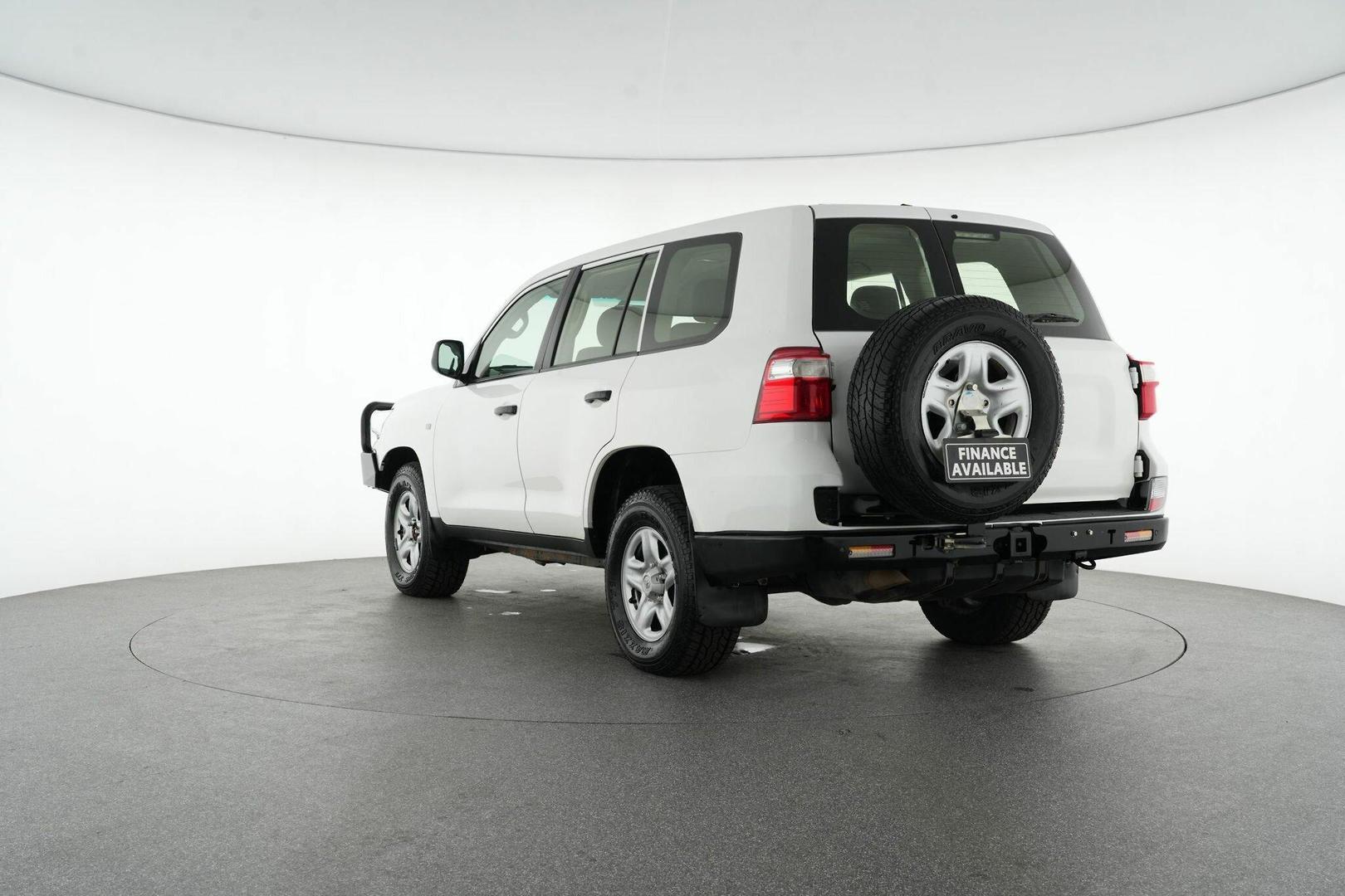 2021 Toyota Landcruiser GX in White