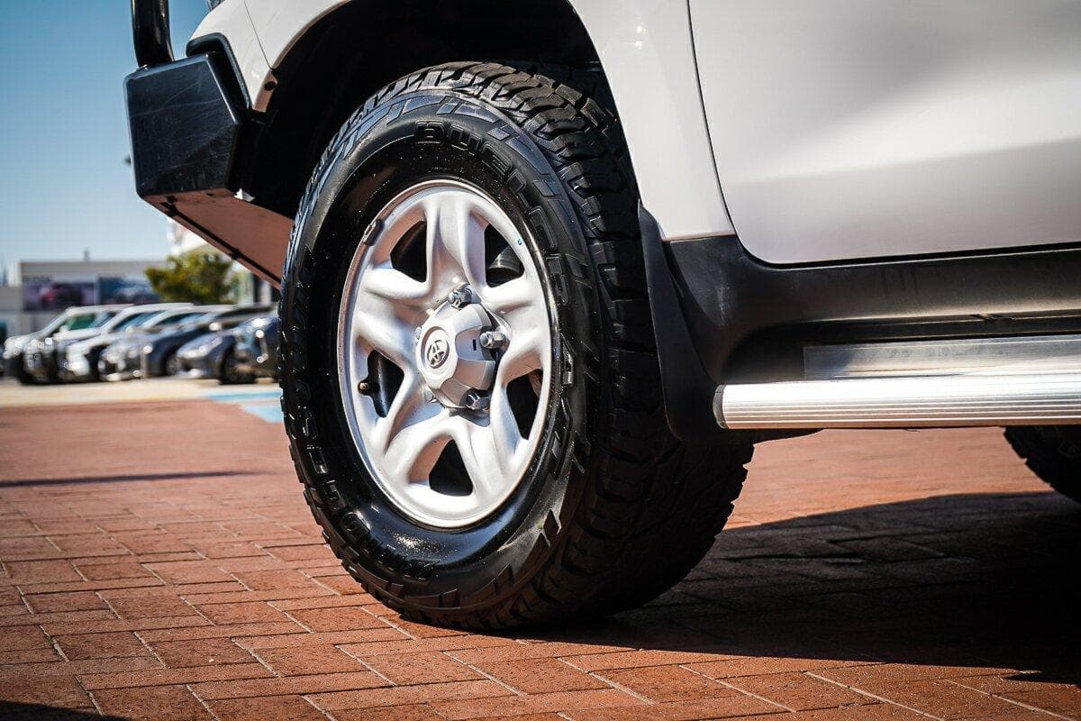 2021 Toyota Landcruiser GX in White