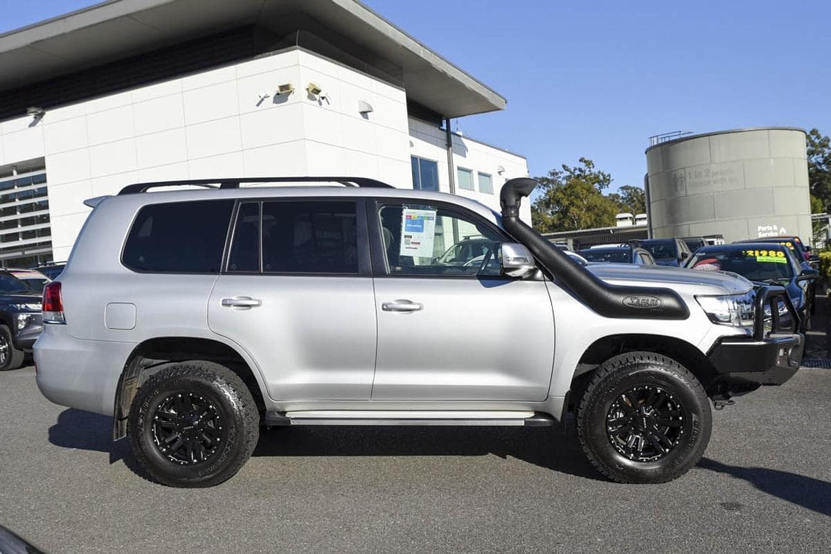 2021 Toyota Landcruiser GXL in Silver