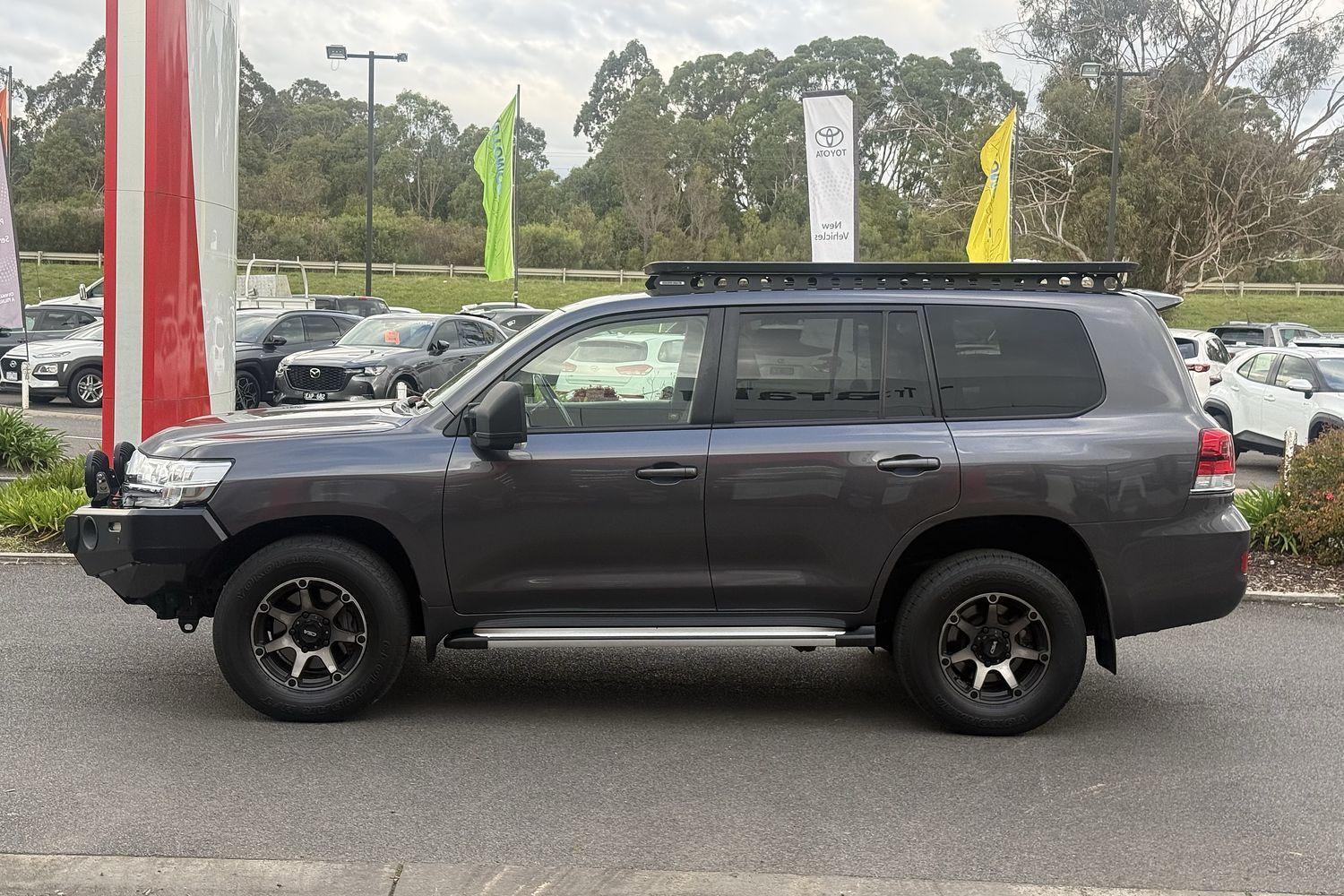 2021 Toyota Landcruiser GXL in Silver