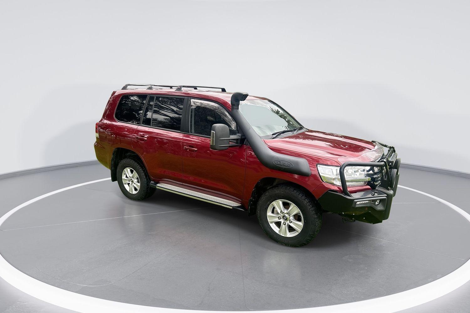 2019 Toyota Landcruiser GXL in Red
