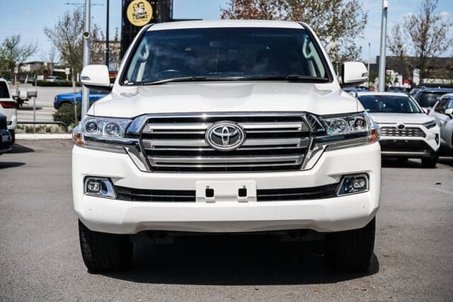 2021 Toyota Landcruiser GXL in White