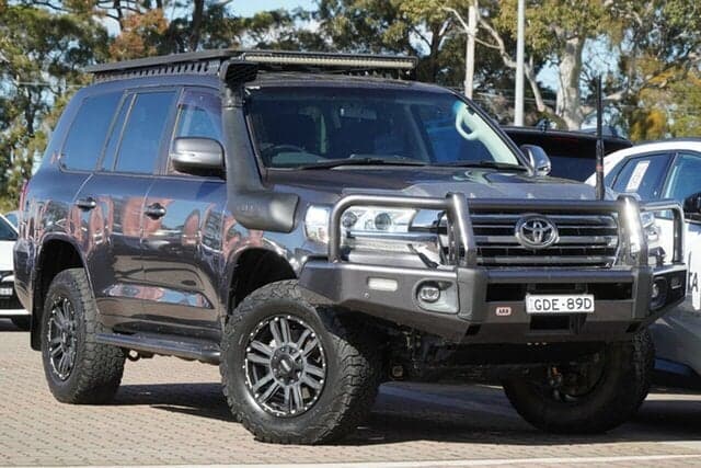 2021 Toyota Landcruiser GXL in Silver